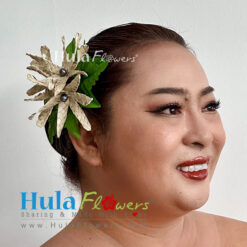 Lauhala Tiare w/ Pearl  hair clip