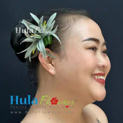 Silk Spider Lily Hair Clip