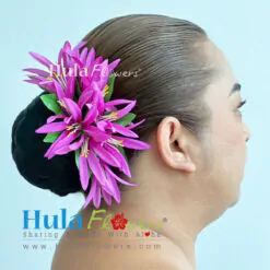 Silk Spider Lilies w/stem - # 13